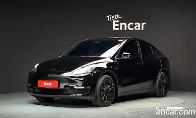 Tesla Model Y, 2022
