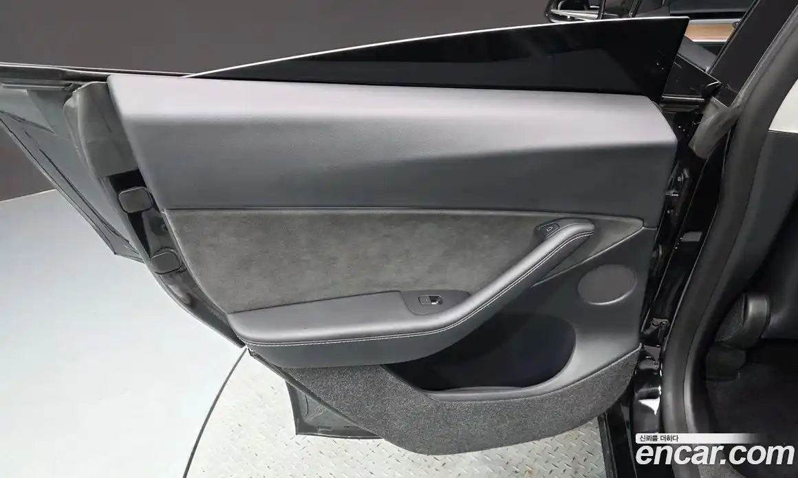 Tesla Model Y 2022 0.2 гидро, фото 15