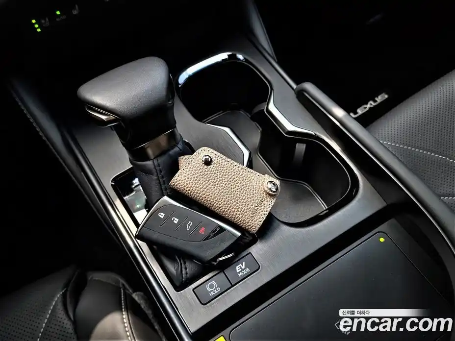 Lexus ES 2025 2.5 гидро, фото 9