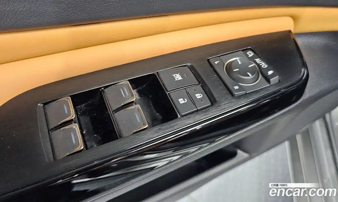Lexus ES 2023 2.5 гидро, фото 26