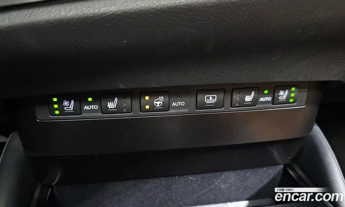 Lexus ES 2023 2.5 гидро, фото 34