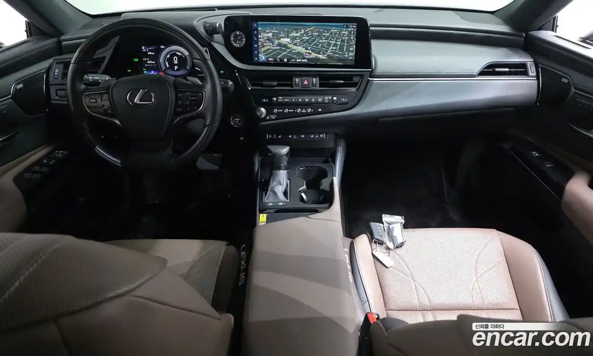 Lexus ES 2023 2.5 гидро, фото 7