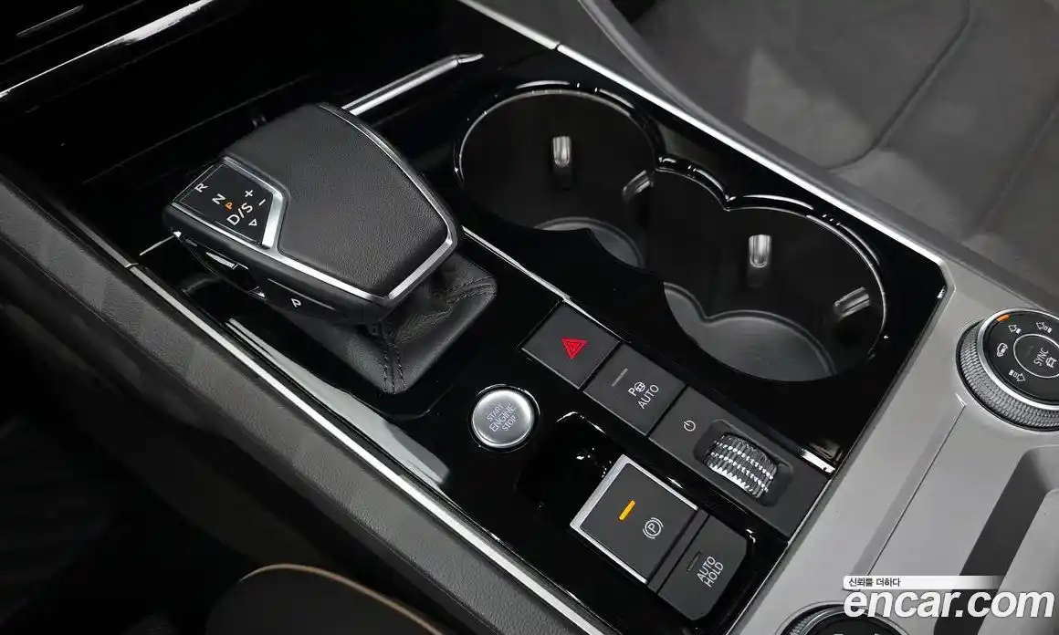 Volkswagen Touareg 2023 3.0 автомат (гидро), фото 33