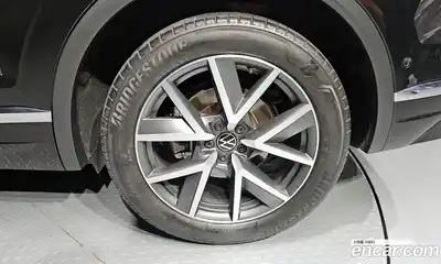 Volkswagen Touareg 2023 3.0 автомат (гидро), миниатюра 7