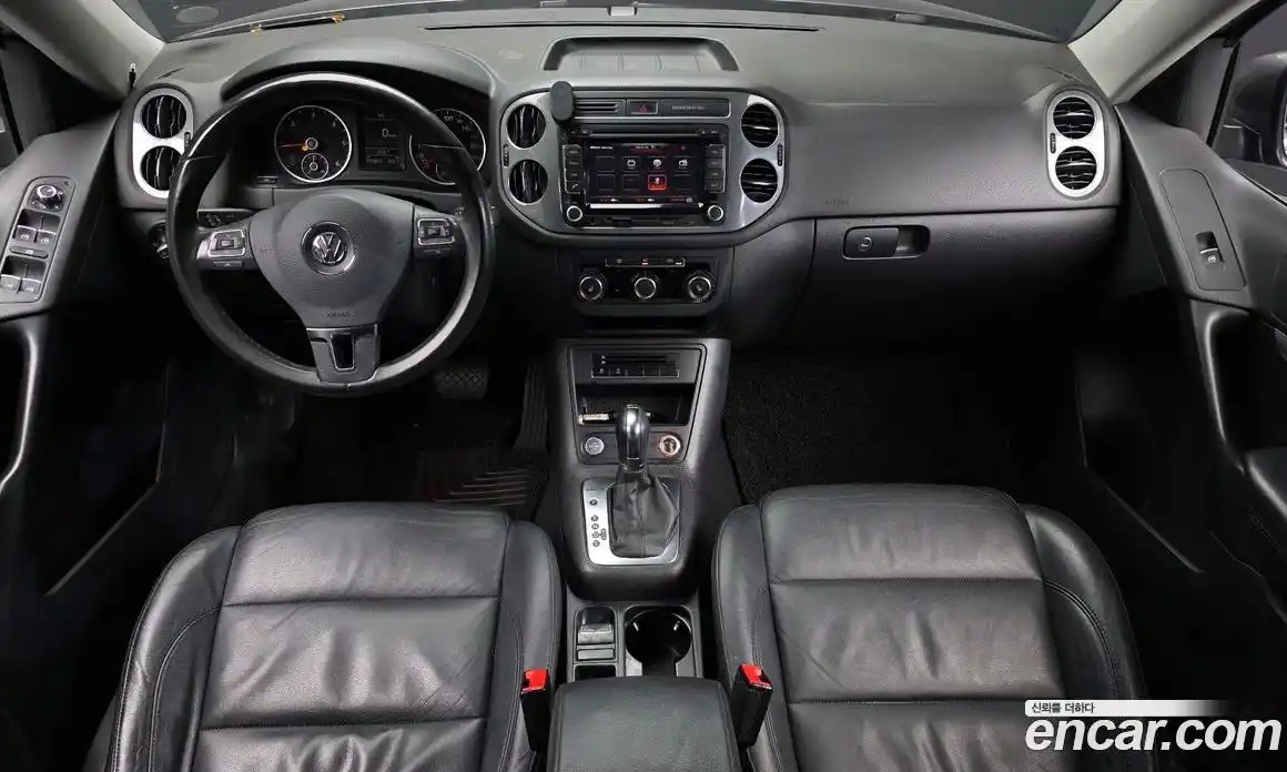Volkswagen Tiguan 2012 2.0 автомат (гидро), фото 7