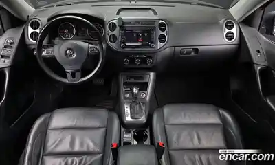 Volkswagen Tiguan 2012 2.0 автомат (гидро), миниатюра 7