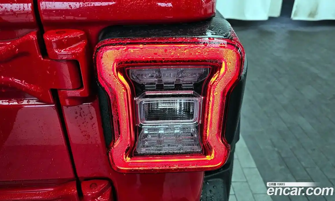Jeep Wrangler 2021 2.0 автомат (гидро), фото 9