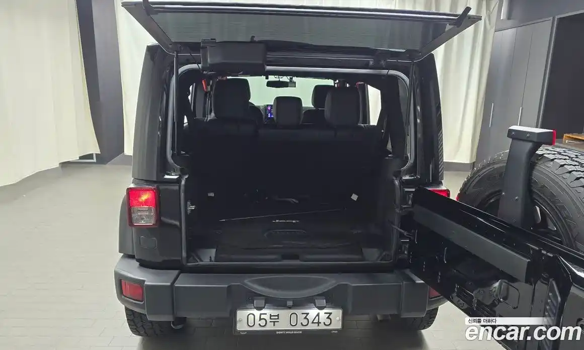 Jeep Wrangler 2016 3.6 автомат (гидро), фото 20