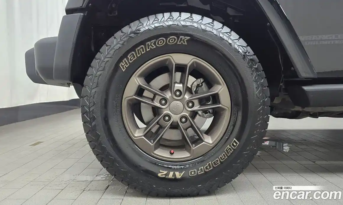 Jeep Wrangler 2016 3.6 автомат (гидро), фото 5