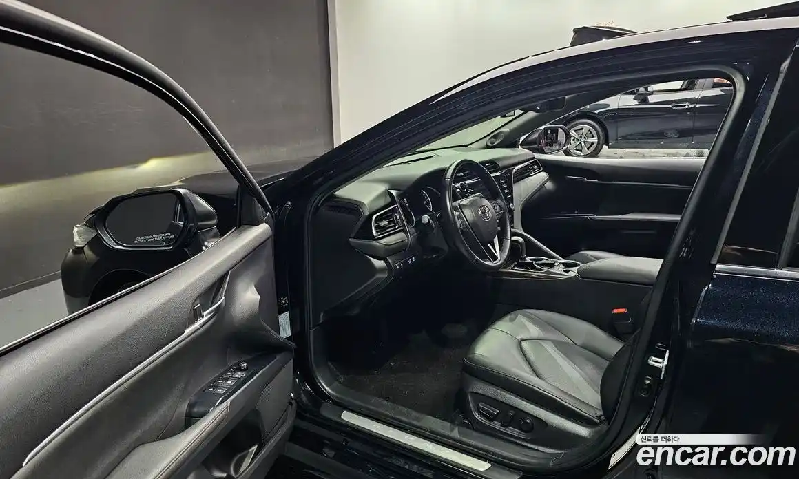 Toyota Camry 2019 2.5 гидро, фото 13