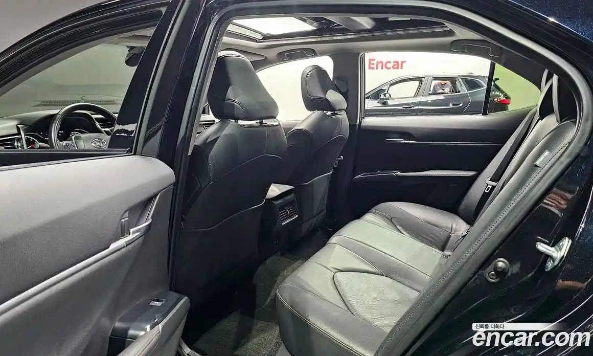 Toyota Camry 2019 2.5 гидро, фото 17