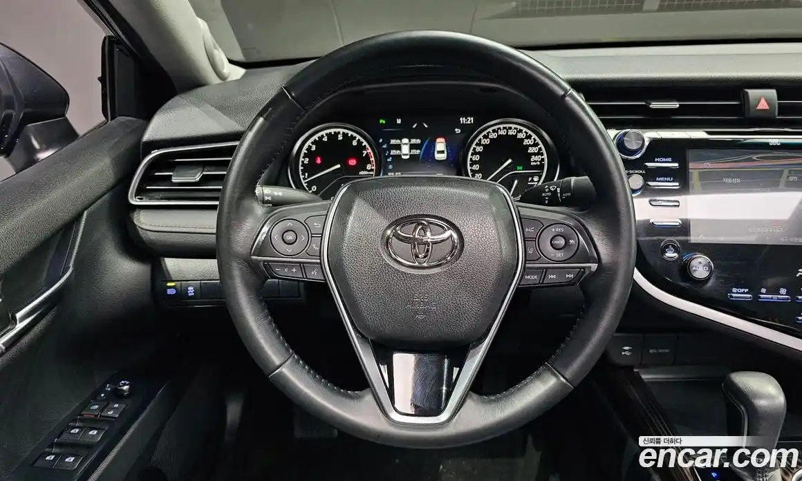 Toyota Camry 2019 2.5 гидро, фото 18