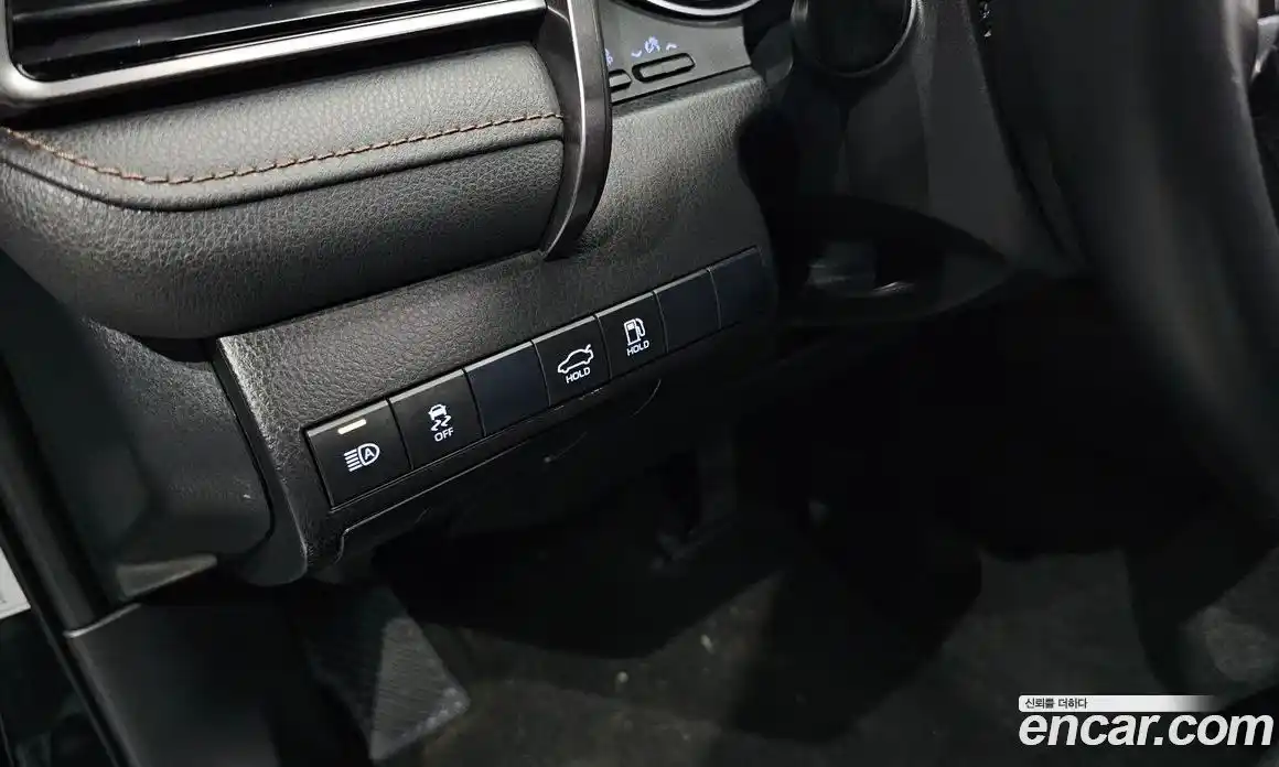 Toyota Camry 2019 2.5 гидро, фото 24