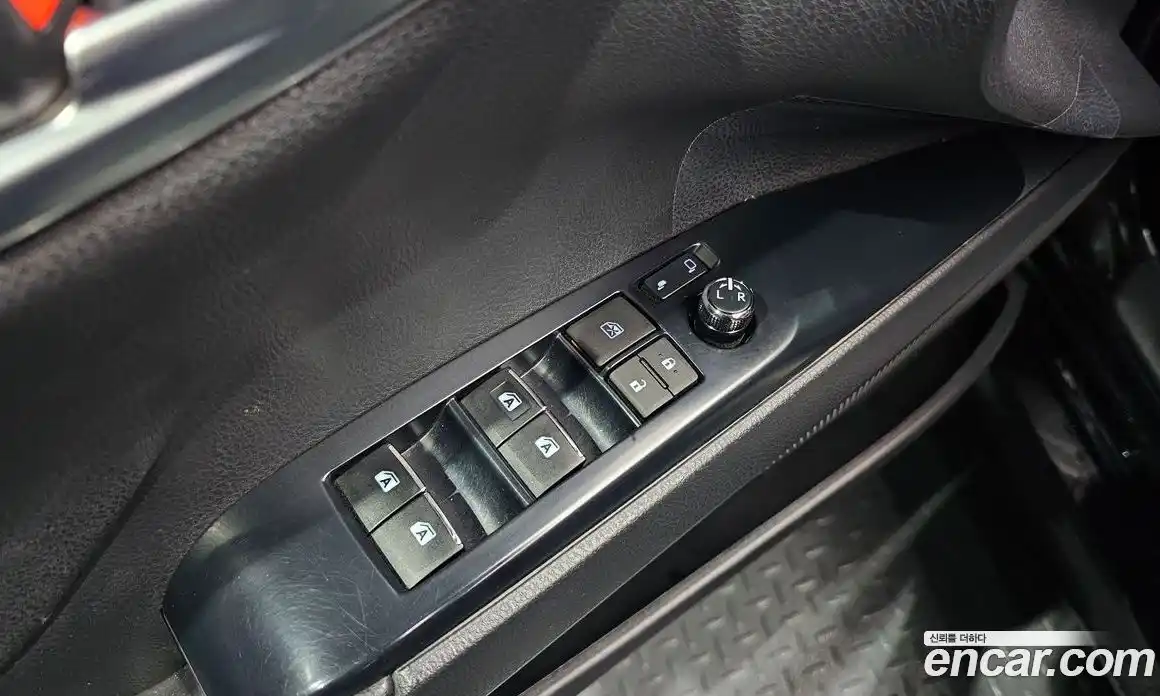 Toyota Camry 2019 2.5 гидро, фото 26