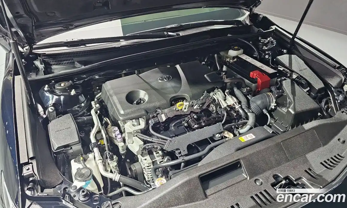 Toyota Camry 2019 2.5 гидро, фото 6