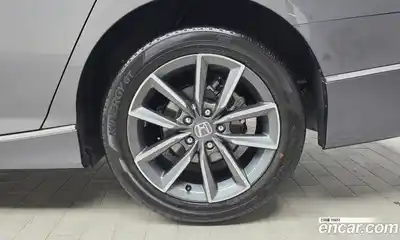 Honda Accord 2022 1.5 автомат (гидро), миниатюра 7