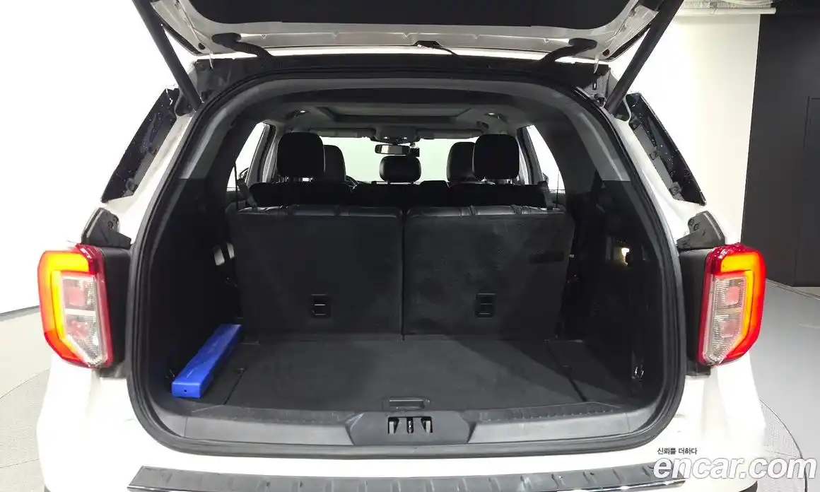 Ford Explorer 2021 2.3 автомат (гидро), фото 20