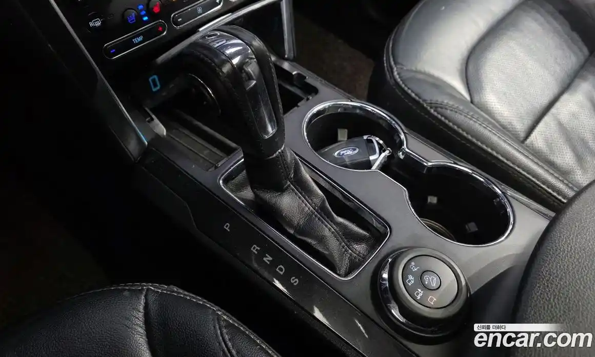 Ford Explorer 2019 2.3 автомат (гидро), фото 12