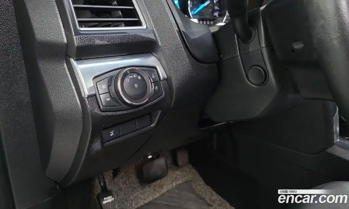 Ford Explorer 2019 2.3 автомат (гидро), фото 28