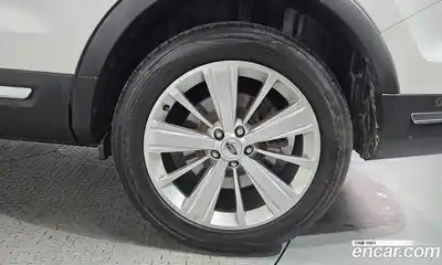 Ford Explorer 2019 2.3 автомат (гидро), миниатюра 7
