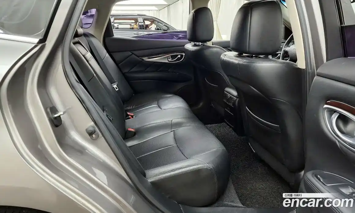Infiniti M 2010 3.7 гидро, фото 12