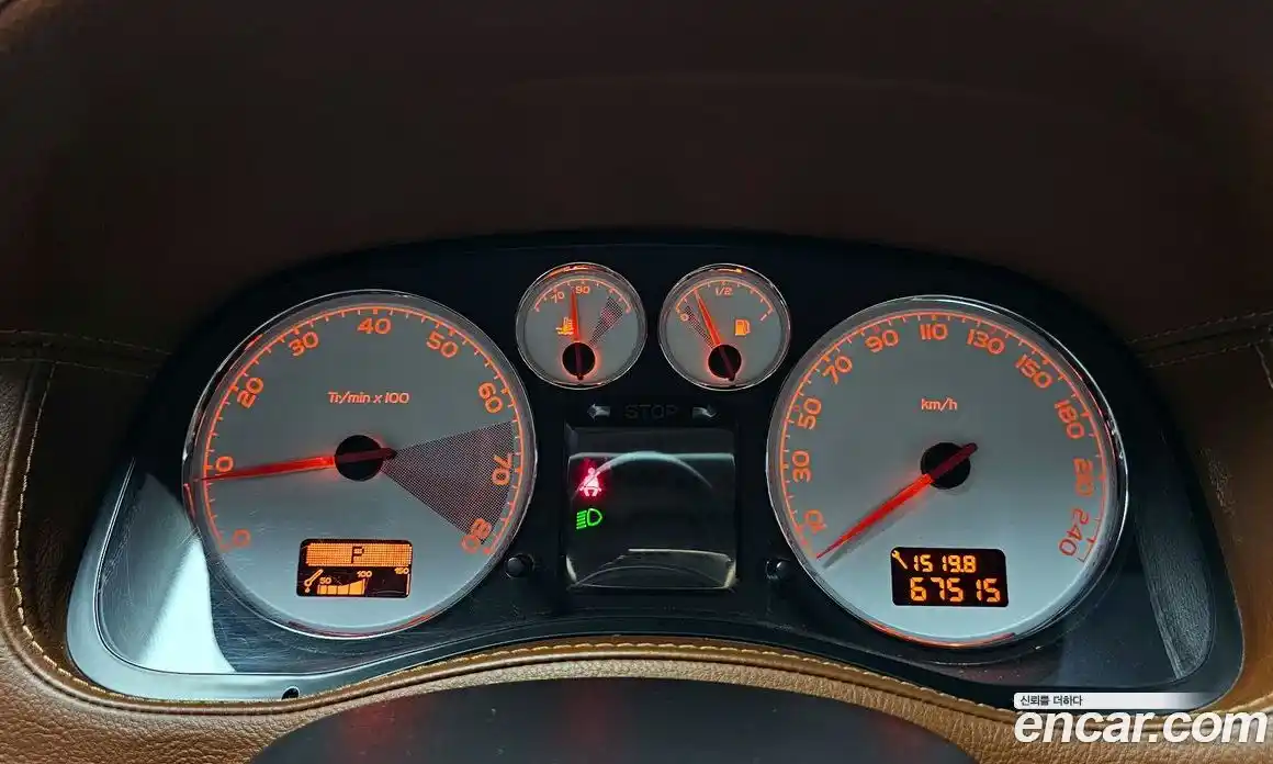 Peugeot 307 2008 2.0 автомат (гидро), фото 8
