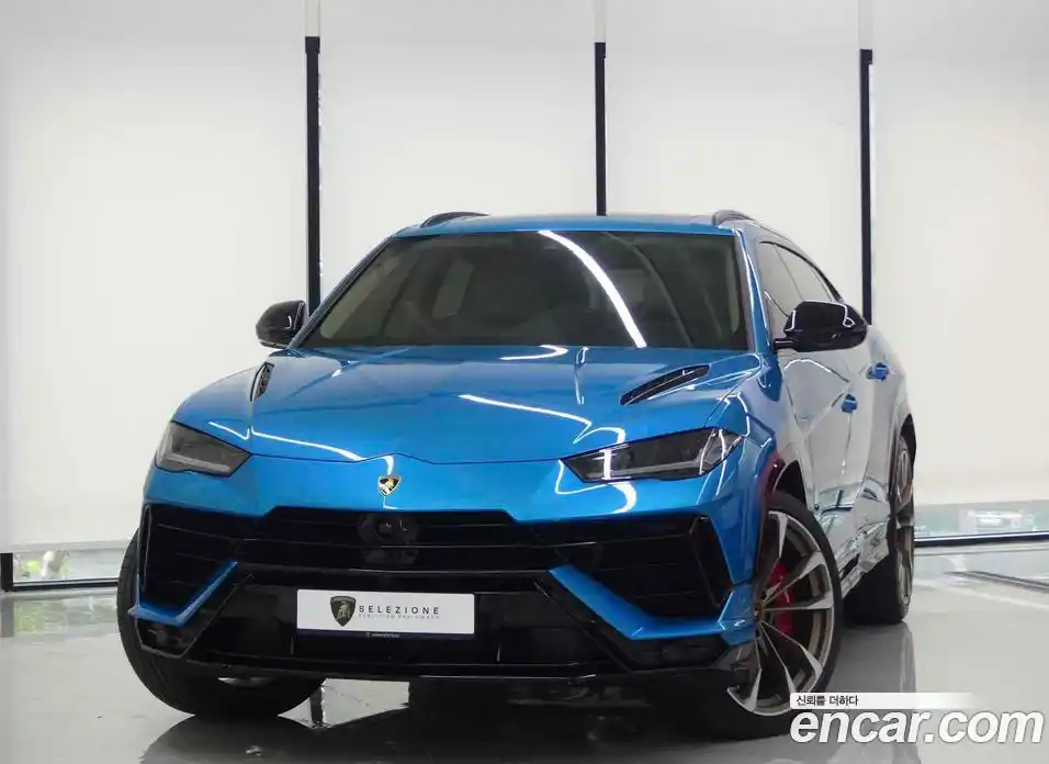 Lamborghini Urus 2023 4.0 гидро, фото 2