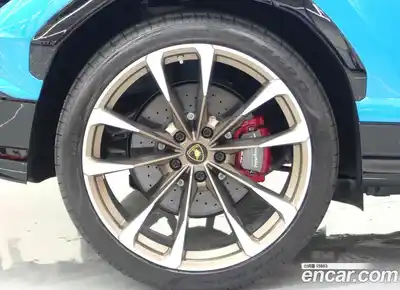 Lamborghini Urus 2023 4.0 гидро, миниатюра 10
