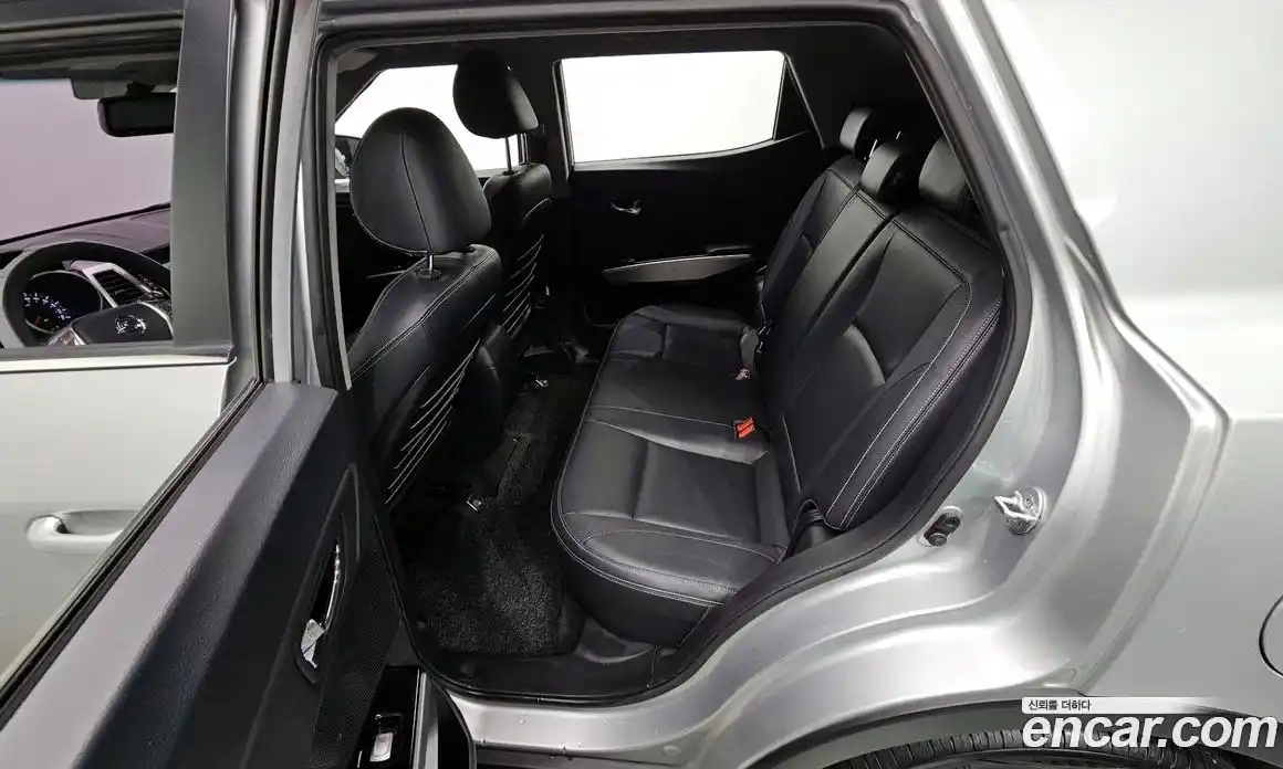SsangYong TIBOLI 2015 1.6 автомат (гидро), фото 11