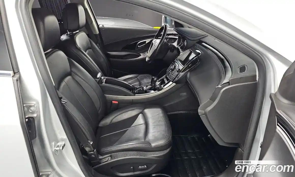 Chevrolet Alpheon 2011 3.0 автомат (гидро), фото 12