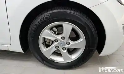 Hyundai Avante 2011 1.6 автомат (гидро), миниатюра 5