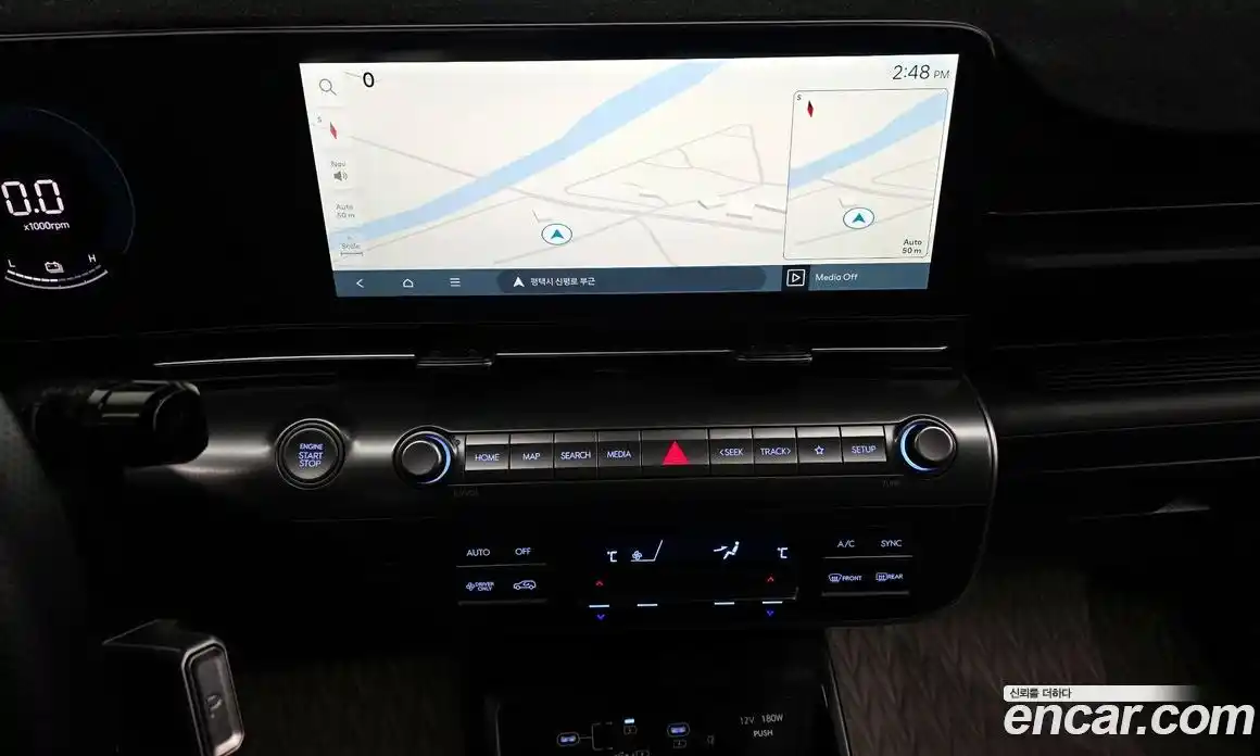 Hyundai Kona 2023 1.6 автомат (гидро), фото 14