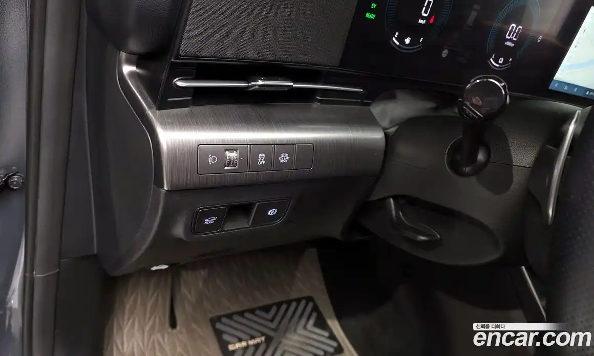 Hyundai Kona 2023 1.6 автомат (гидро), фото 17