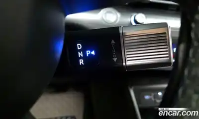 Hyundai Kona 2023 1.6 автомат (гидро), миниатюра 9