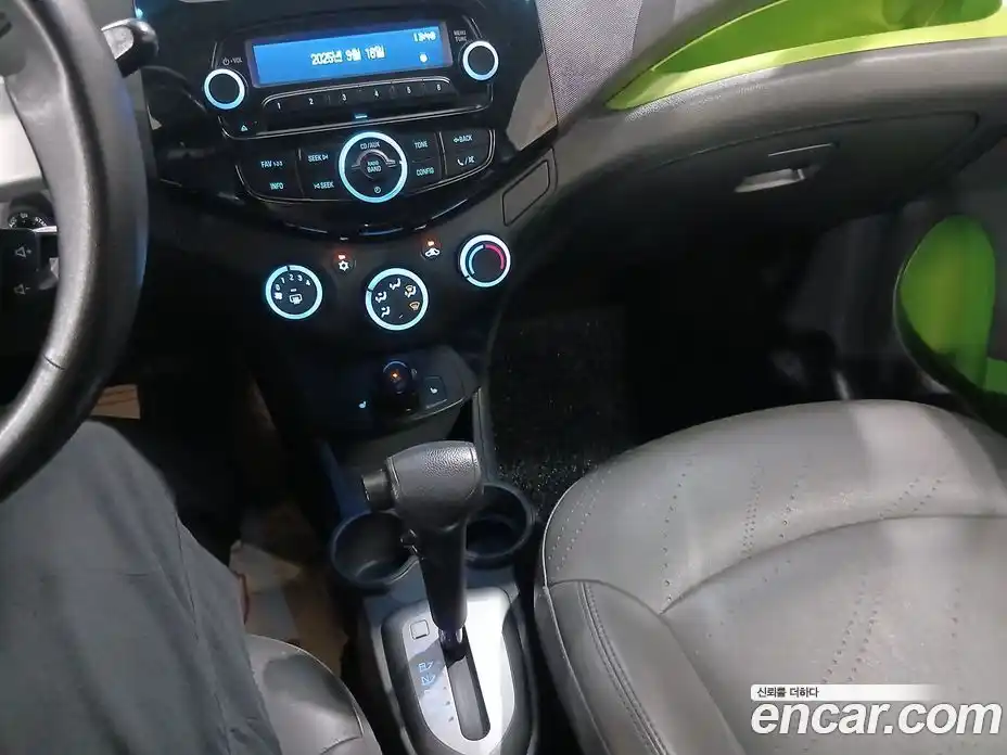 Chevrolet Spark 2014 1.0 автомат (гидро), фото 14