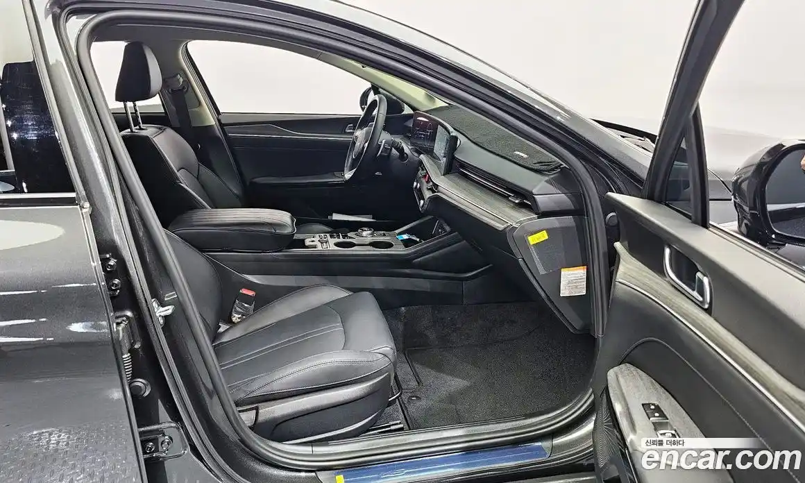 Kia K5 (Optima) 2025 2.0 автомат (гидро), фото 11