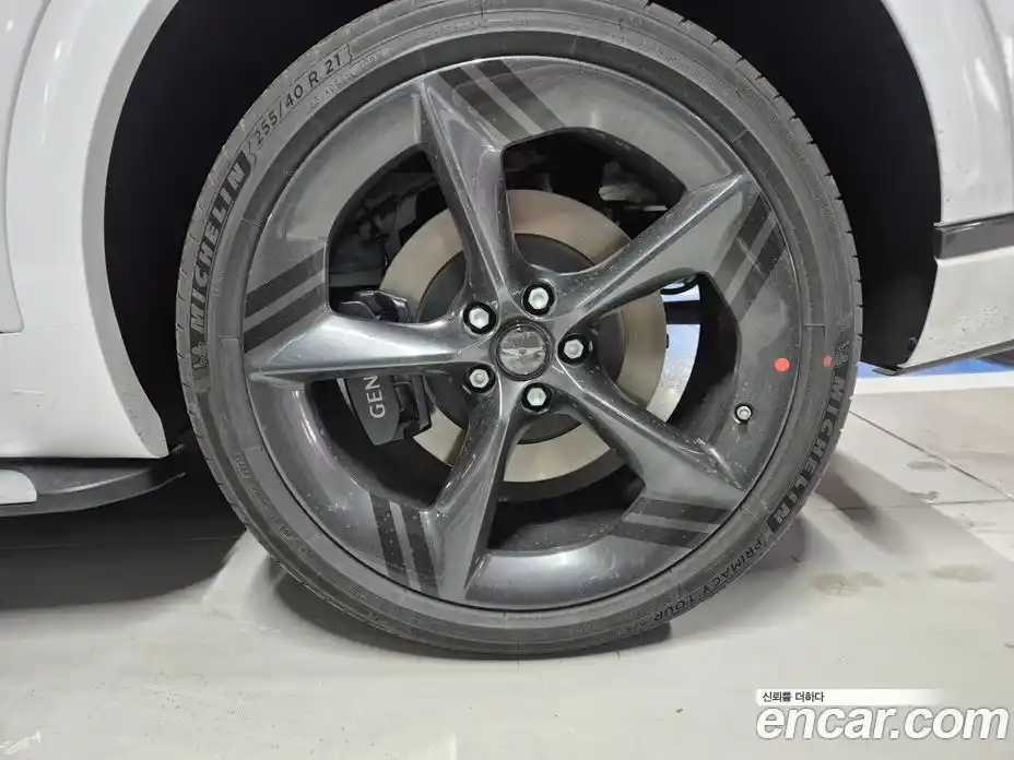Genesis GV70 2026 2.5 автомат (гидро), фото 17