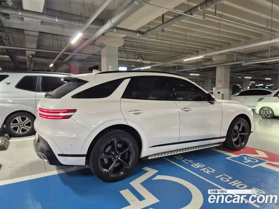 Genesis GV70 2026 2.5 автомат (гидро), фото 4