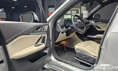 BMW X1 2024 2.0 автомат (гидро), миниатюра 11