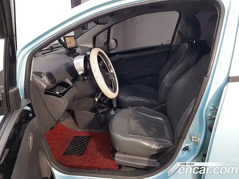 Chevrolet Matiz 2010 1.0 автомат (гидро), фото 8