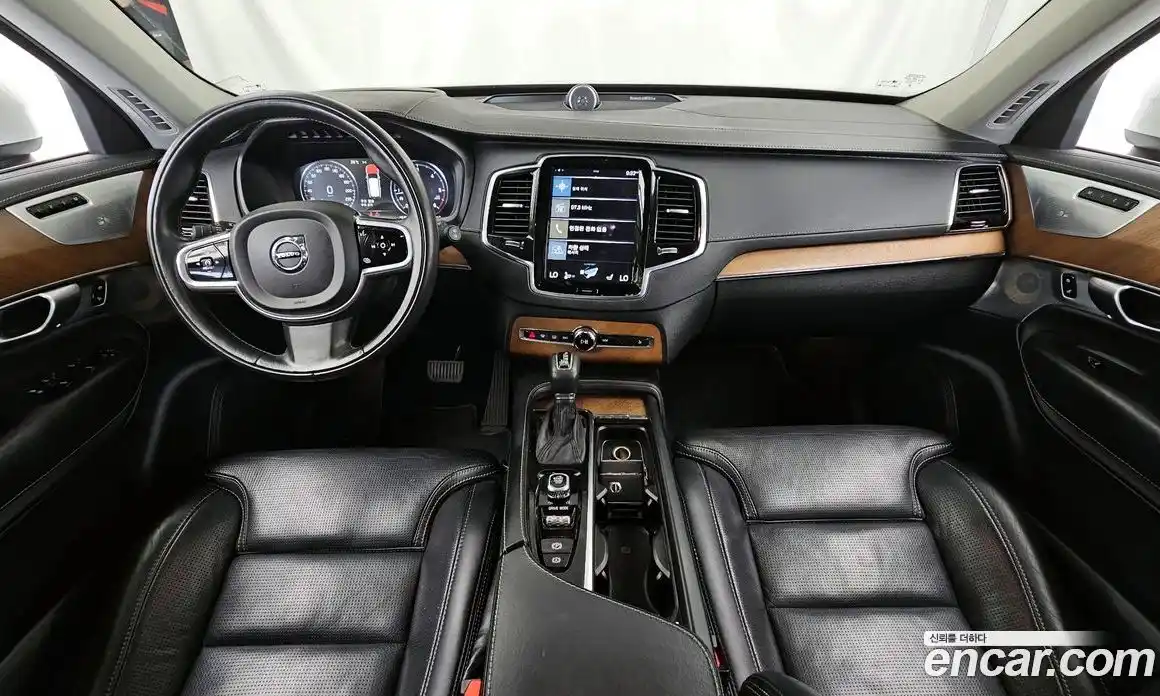 Volvo XC90 2017 2.0 автомат (гидро), фото 10
