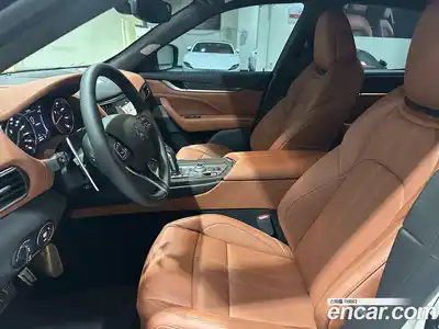 Maserati Levante 2023 3.0 гидро, миниатюра 11