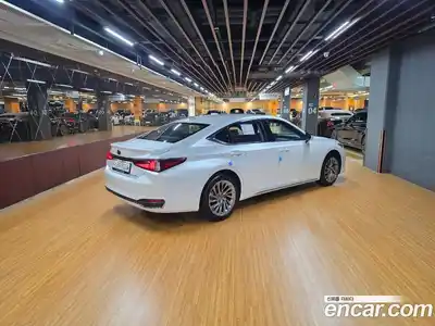 Lexus ES 2025 2.5 вариатор, миниатюра 2