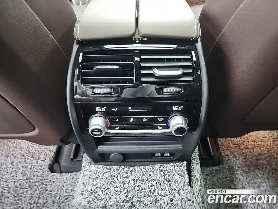 BMW 6 серия 2024 3.0 автомат (гидро), фото 13