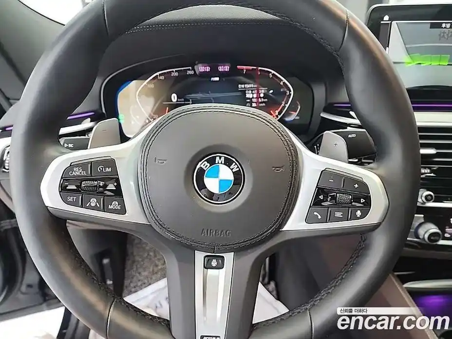 BMW 6 серия 2024 3.0 автомат (гидро), фото 9