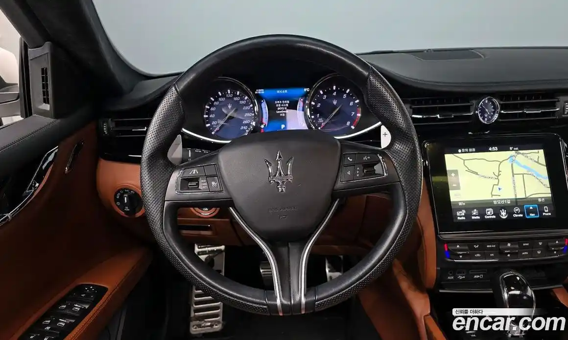 Maserati Quattroporte 2017 3.0 гидро, фото 13