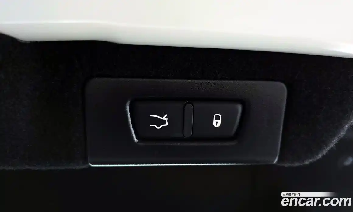 Maserati Quattroporte 2017 3.0 гидро, фото 20