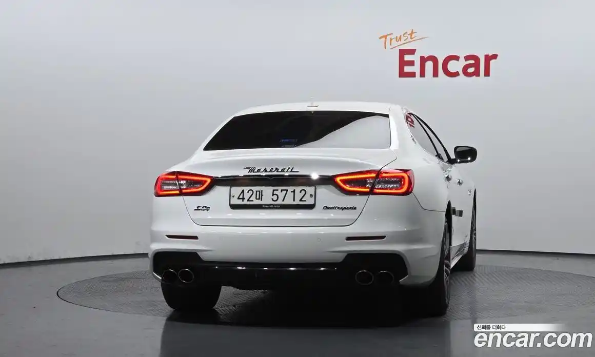 Maserati Quattroporte 2017 3.0 гидро, фото 4