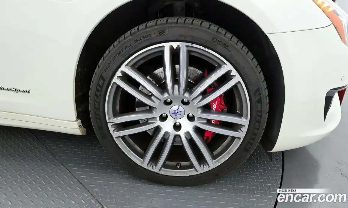Maserati Quattroporte 2017 3.0 гидро, фото 5