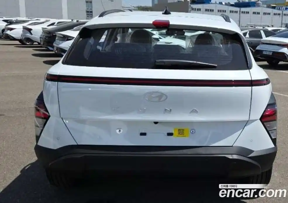 Hyundai Kona 2026 1.6 автомат (гидро), фото 3
